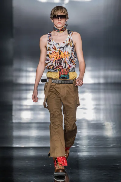 Look 36